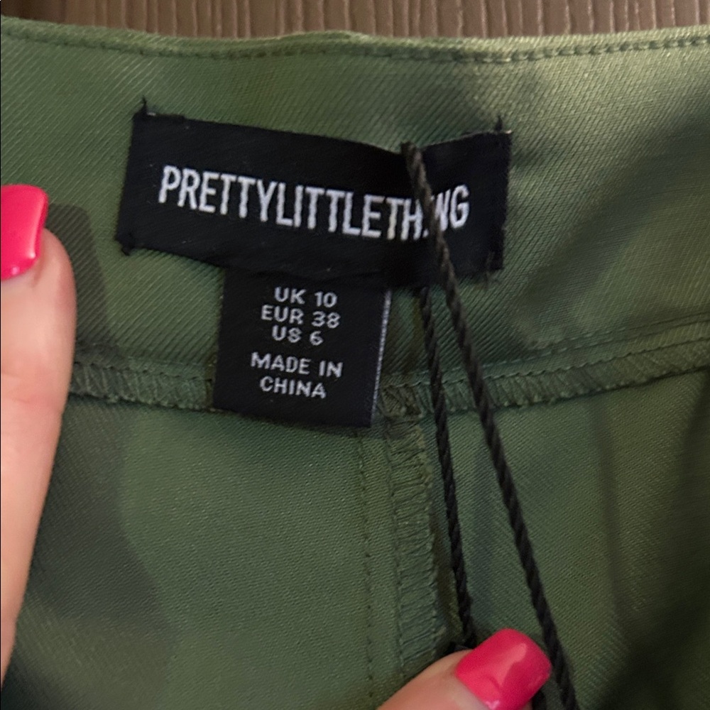 PrettyLittleThing pants - Picture 3 of 4